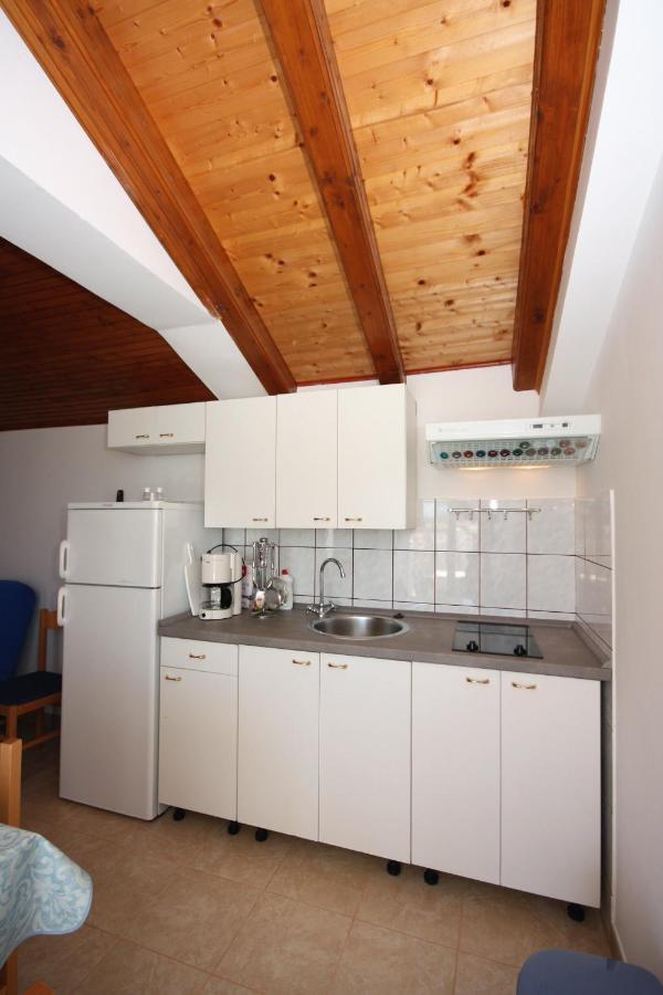 Apartments With A Parking Space Jezera, Murter - 5079 Zewnętrze zdjęcie